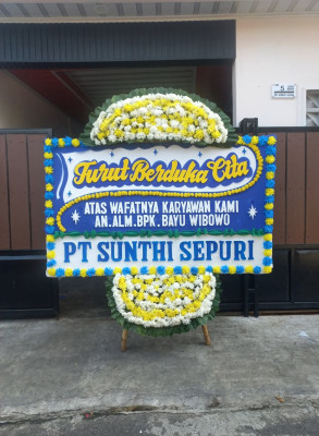 Papan Bunga Duka di Waliabuku