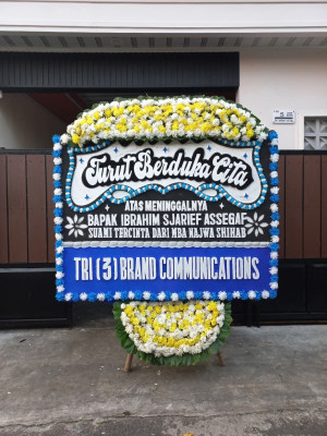 Papan Bunga Duka di Waliabuku